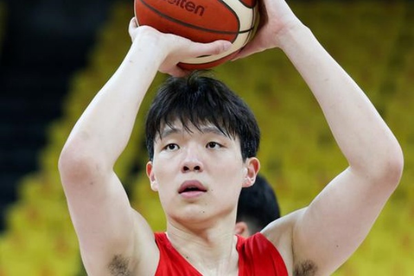 中国新星首秀倒计时!杨瀚森入选开拓者揭幕战名单,全程直播迎战森林狼 中国新星首秀倒计时!杨瀚森入选开拓者揭幕战名单,全程直播迎战森林狼